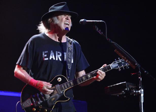 Neil Young: Liebe ist kein Kindergeburtstag - Aufstehen und Welt retten!