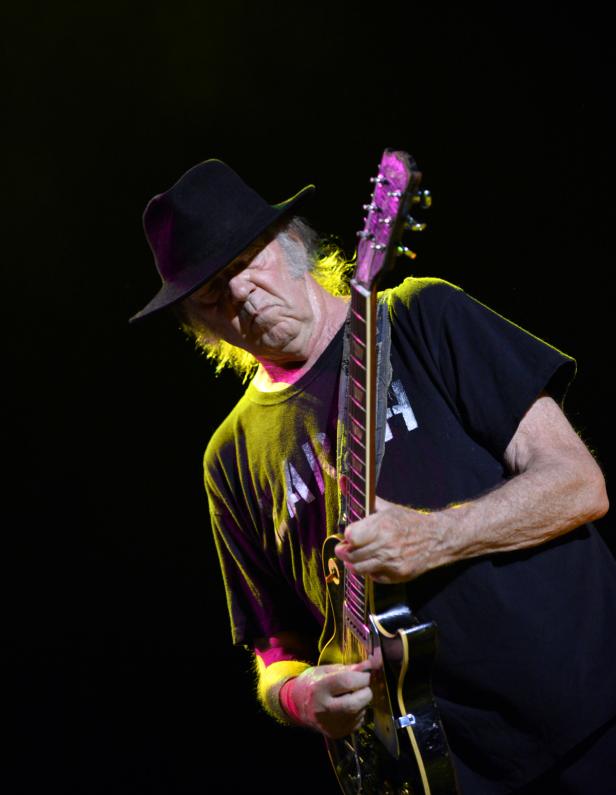 Neil Young: Liebe ist kein Kindergeburtstag - Aufstehen und Welt retten!