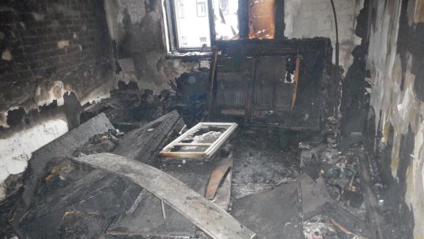 Zimmerbrand_(C)MA68_Lichtbildstelle_001.JPG 75-Jährige nach Zimmerbrand in Lebensgefahr