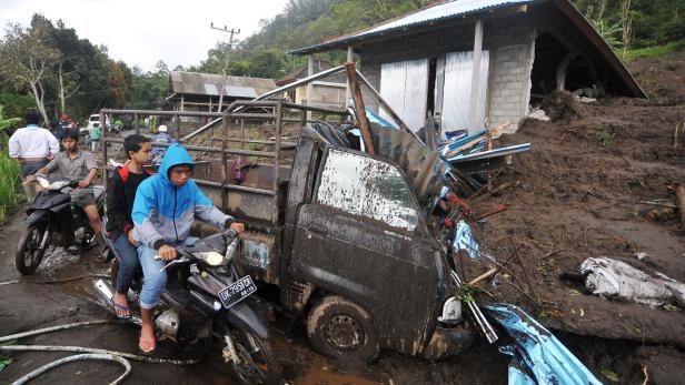 Zwölf Tote bei Erdrutschen auf Insel Bali