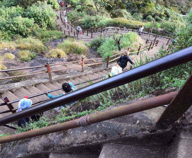 Adam's Peak: 5000 Stufen bis zur Erleuchtung