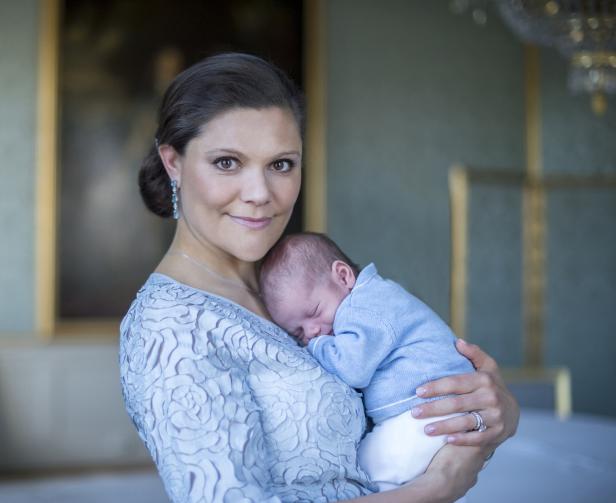 Schweden-Royals zeigen neue Fotos von Prinz Oscar