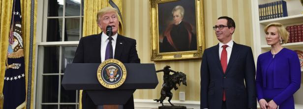 US-POLITICS-TREASURY-MNUCHIN