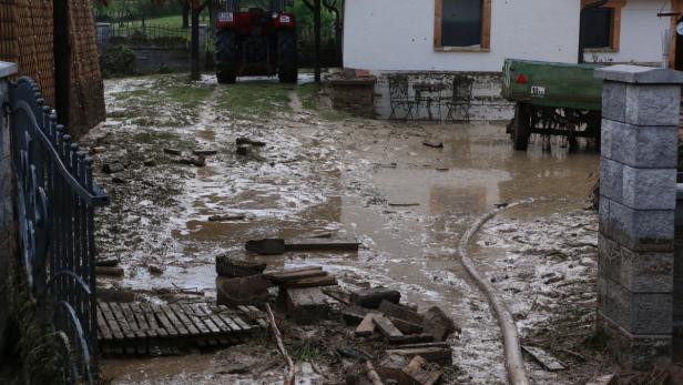 Schwere Unwetter: Millionenschäden nach Starkregen