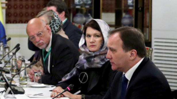 Mit Kopftuch im Iran: Kritik an schwedischer Ministerin