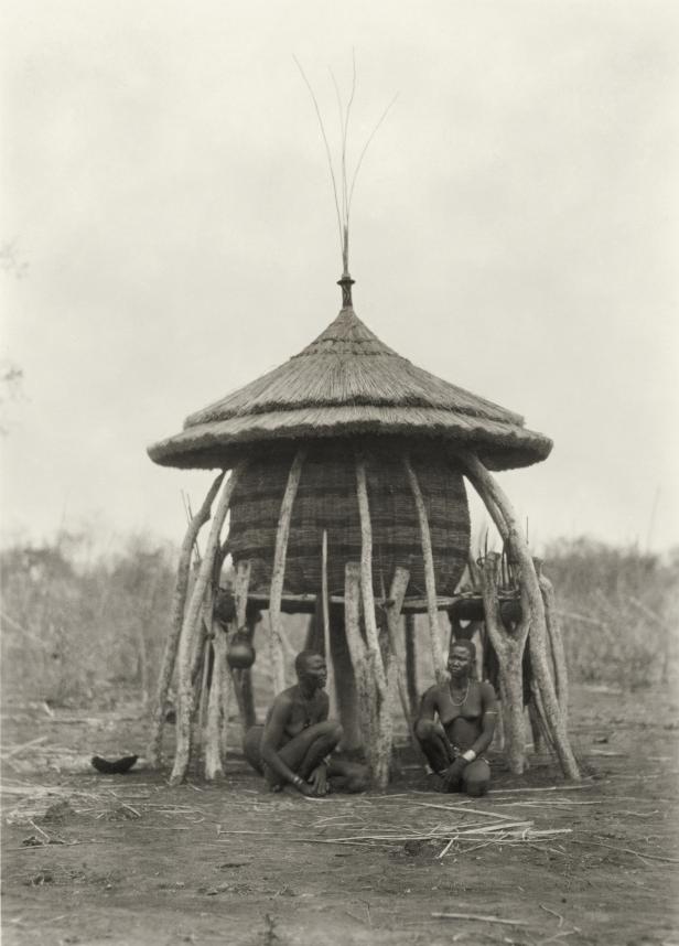 Trophäen eines weißen Mannes in Afrika