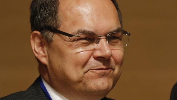 Minister gegen Schweinefleischverzicht in Kantinen