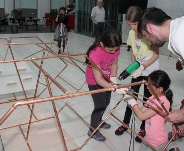 Kids bauen Rakete aus Kupferrohren