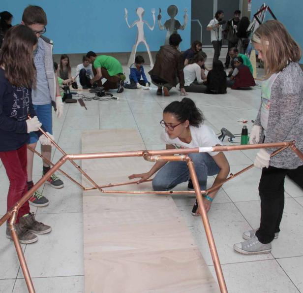 Kids bauen Rakete aus Kupferrohren
