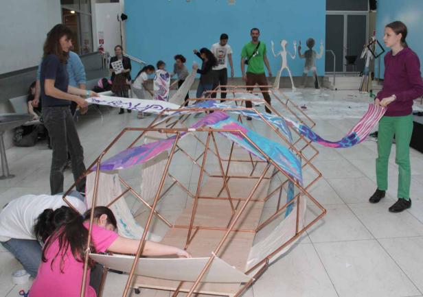 Kids bauen Rakete aus Kupferrohren