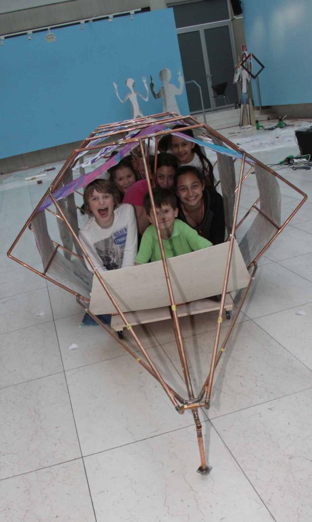 Kids bauen Rakete aus Kupferrohren