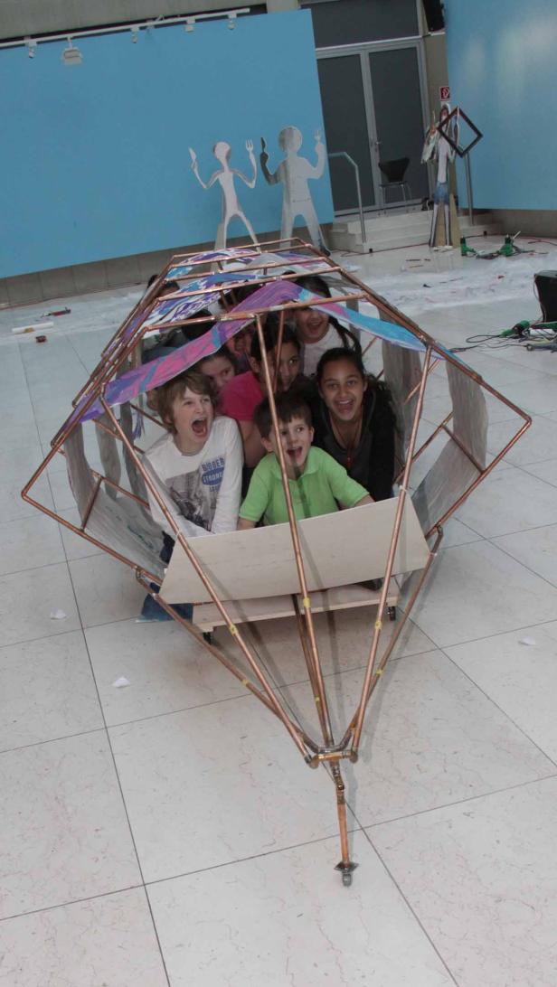 Kids bauen Rakete aus Kupferrohren