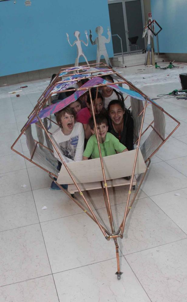 Kids bauen Rakete aus Kupferrohren