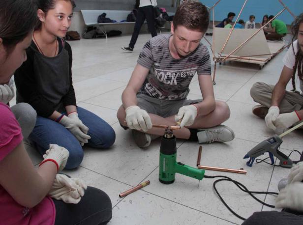 Kids bauen Rakete aus Kupferrohren