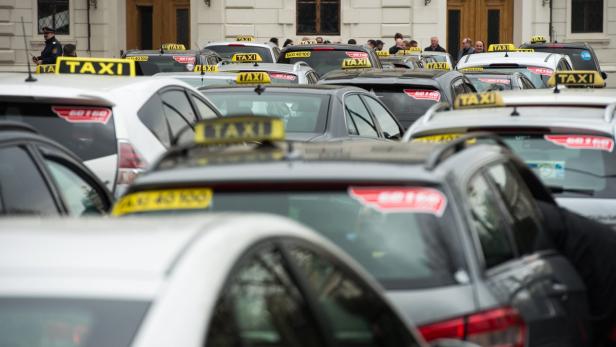 Wiener Taxler demonstrierten gegen Konkurrenz Uber