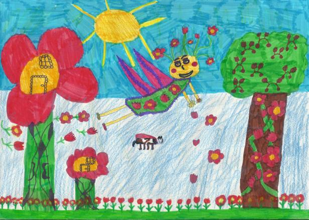 Eine gezeichnete Fee mit Flügeln fliegt über eine Wiese mit Blumen und einem Haus in einer Blume.