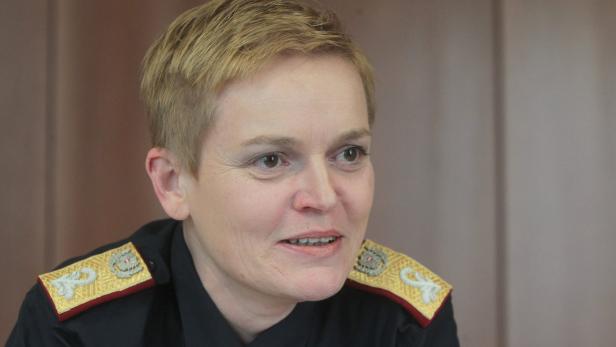 Polizei-Vizepräsidentin: "Rate Frauen, Mut zu haben"