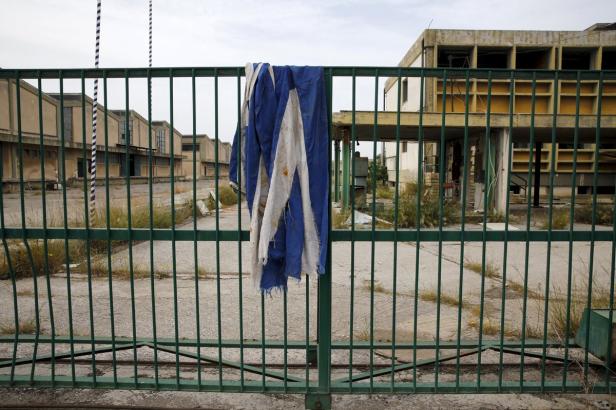 Griechische Geisterfabriken: Die Krise im Bild