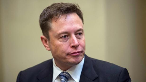 Tesla: Elon Musk hält an Zeitplan für "Model 3" fest