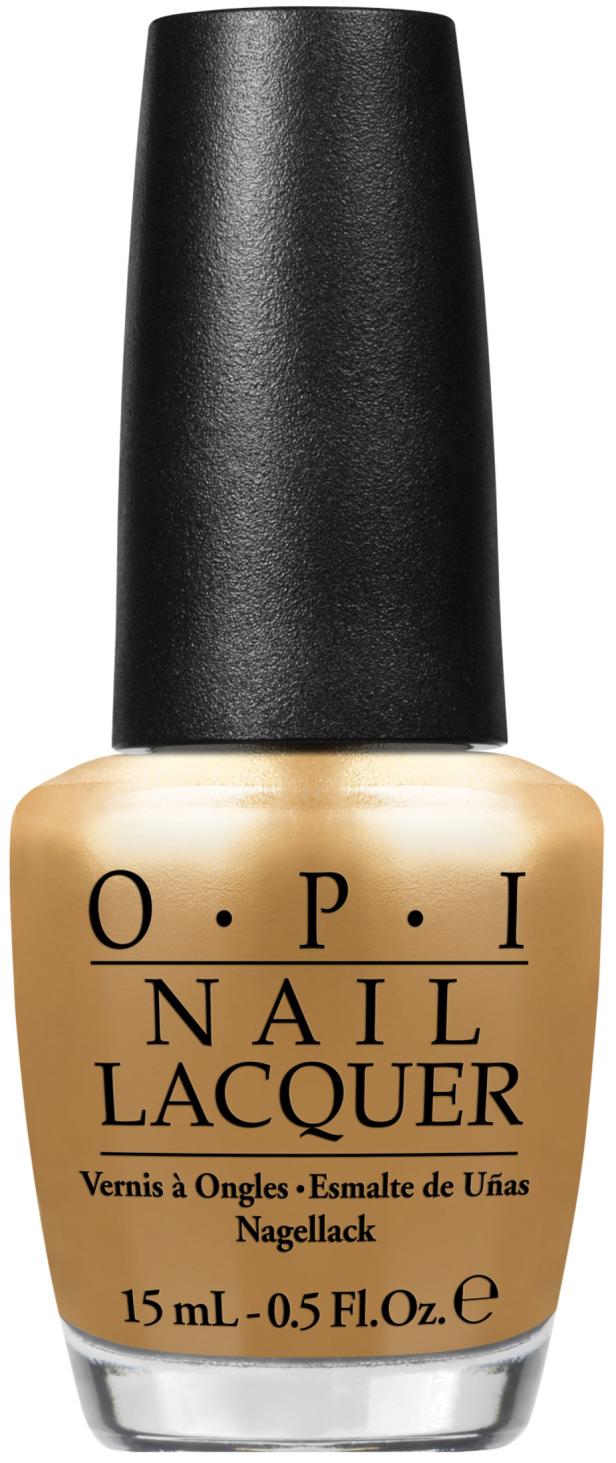 Eine Flasche goldfarbener Nagellack der Marke OPI.