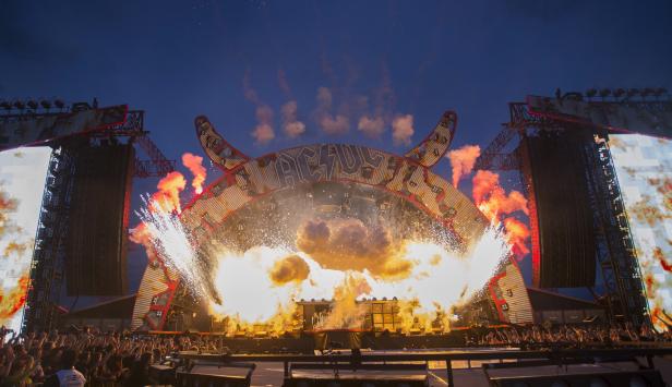 AC/DC in Spielberg: Weltuntergang mit Gitarre