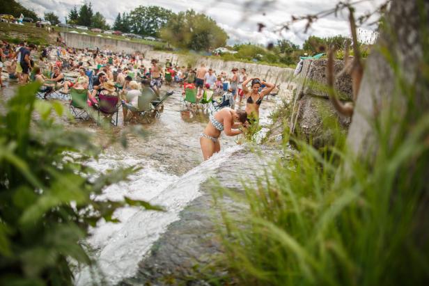 Frequency: Eindrücke vom Campingplatz