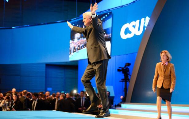 CSU-Seehofer: "Bayern zuerst"