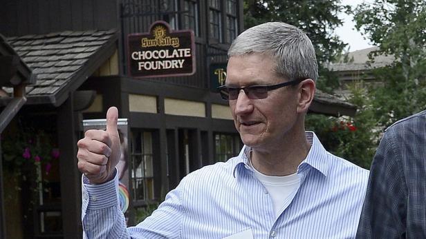 Ein Jahr Apple-CEO: Tim Cook schlägt Steve Jobs