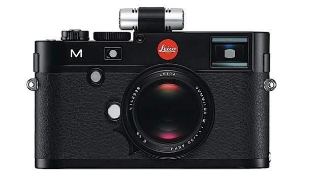 Leica zeigt Mittelformat- und Superzoom-Kamera