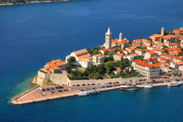 Kroatien: Insel-Hüpfen mit dem Motorsegler
