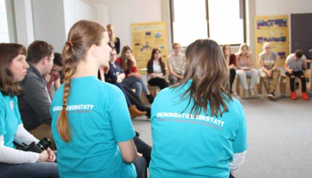 ... von der Arbeit in der Demokratie-Werkstatt