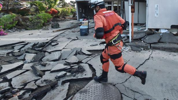 Erdbeben in Japan fordert mindestens 38 Todesopfer