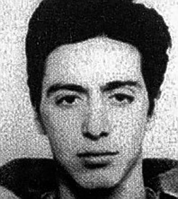 Ein Schwarzweißporträt des jungen Al Pacino.