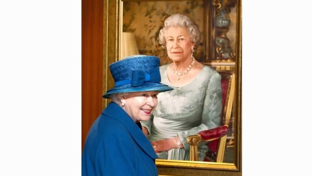 Hatte Queen Elizabeth eine Affäre? Ex-Pressechef ärgert sich