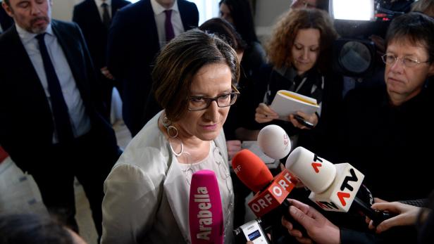 Mikl-Leitner: "Schließe erfolgreiches Kapitel"