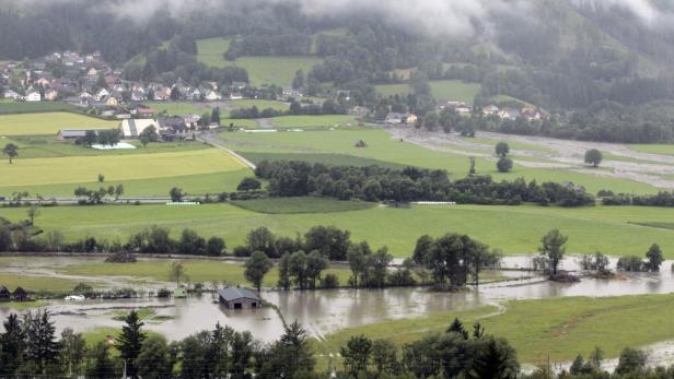 Steiermark: Mure verwandelt Dorf in Trümmerfeld