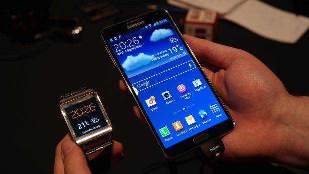 Samsung Galaxy Gear in Bildern