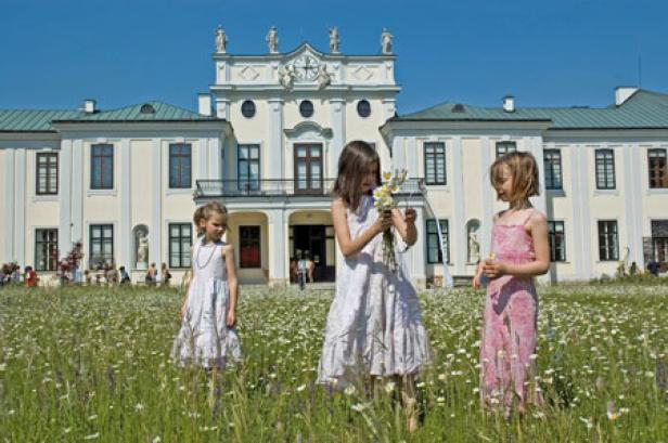 Ab in den Gartensalon