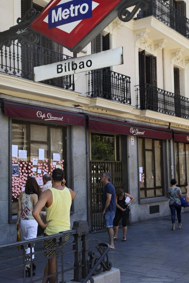 Ältestes Cafe von Madrid wiedereröffnet