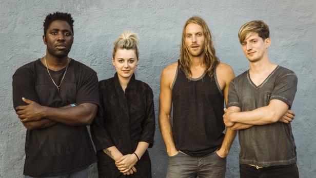 Bloc Party sind nun Kele Okereke, Louise Bartle, Justin Harris und Russell Lissack (v.l.n.r.) Bloc Party: Neuanfang mit "HYMNS"