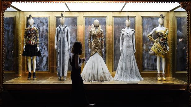 Leben von Alexander McQueen wird verfilmt