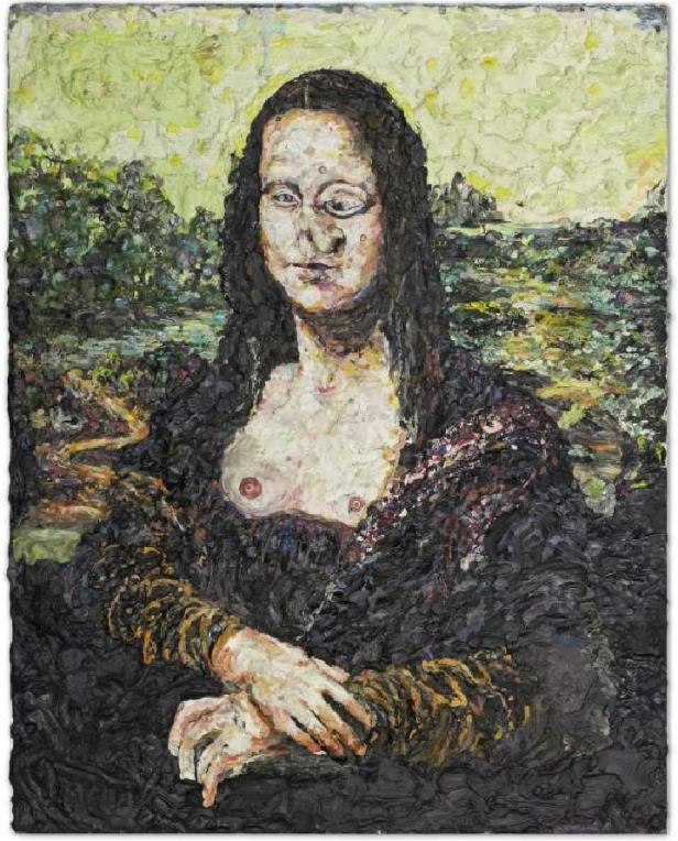 Ein grob gemaltes Porträt, das an die „Mona Lisa“ erinnert, aber mit entblößter Brust dargestellt ist.