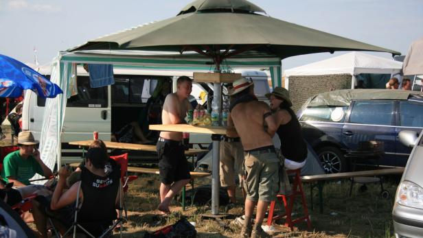 Die "Luxus"-Camper am Nova Rock 2011