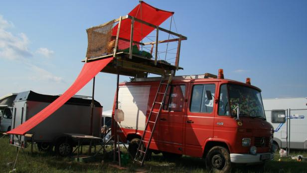 Die "Luxus"-Camper am Nova Rock 2011