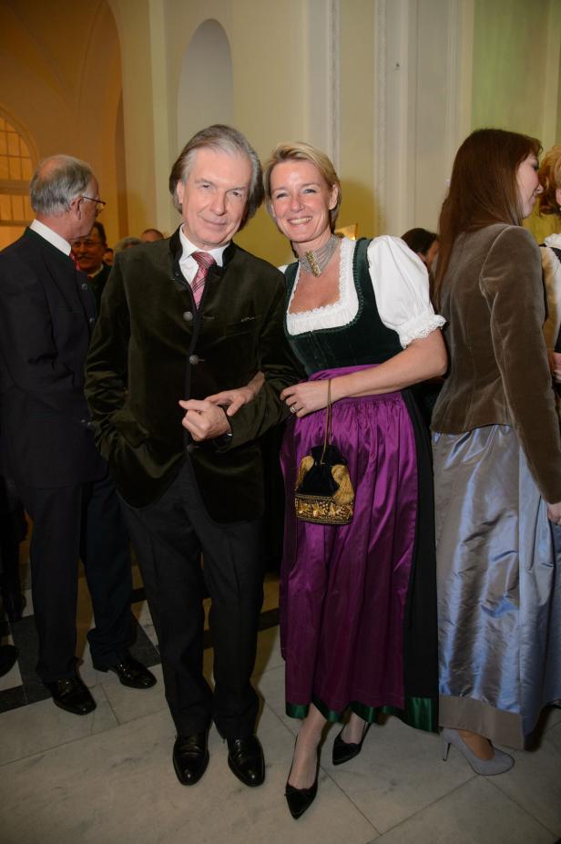 Jägerball 2016: Diese Dirndl trugen die Promi-Ladys