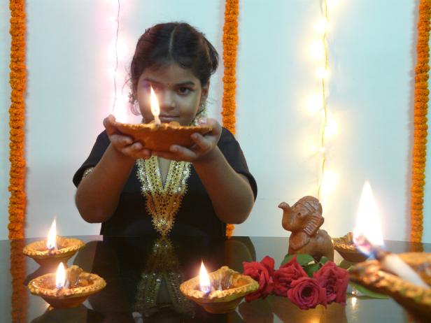 Diwali führt Indien zur Erleuchtung
