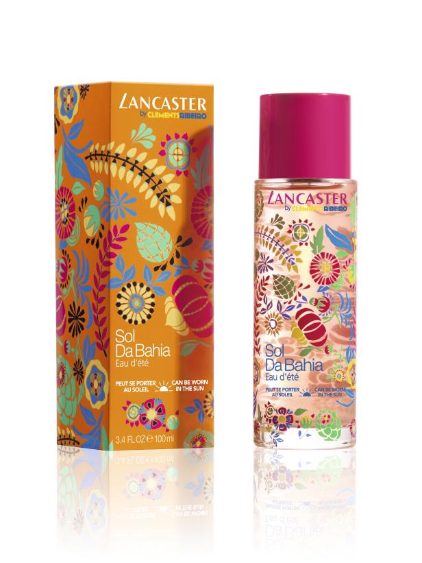 Ein Flakon „Sol Da Bahia Eau d'été“ von Lancaster mit floralem Muster.