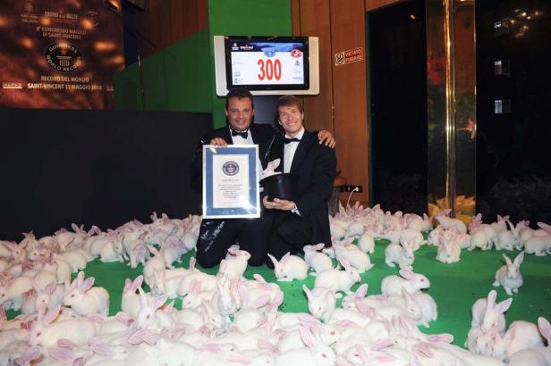Die skurrilen Rekorde im neuen Guinness-Buch