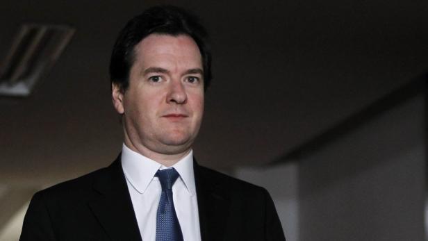 George Osborne, britischer Politiker, in einem dunklen Anzug und mit Krawatte.