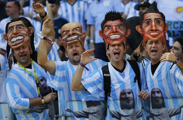 Messi schießt Argentinien zum Last-Minute-Sieg